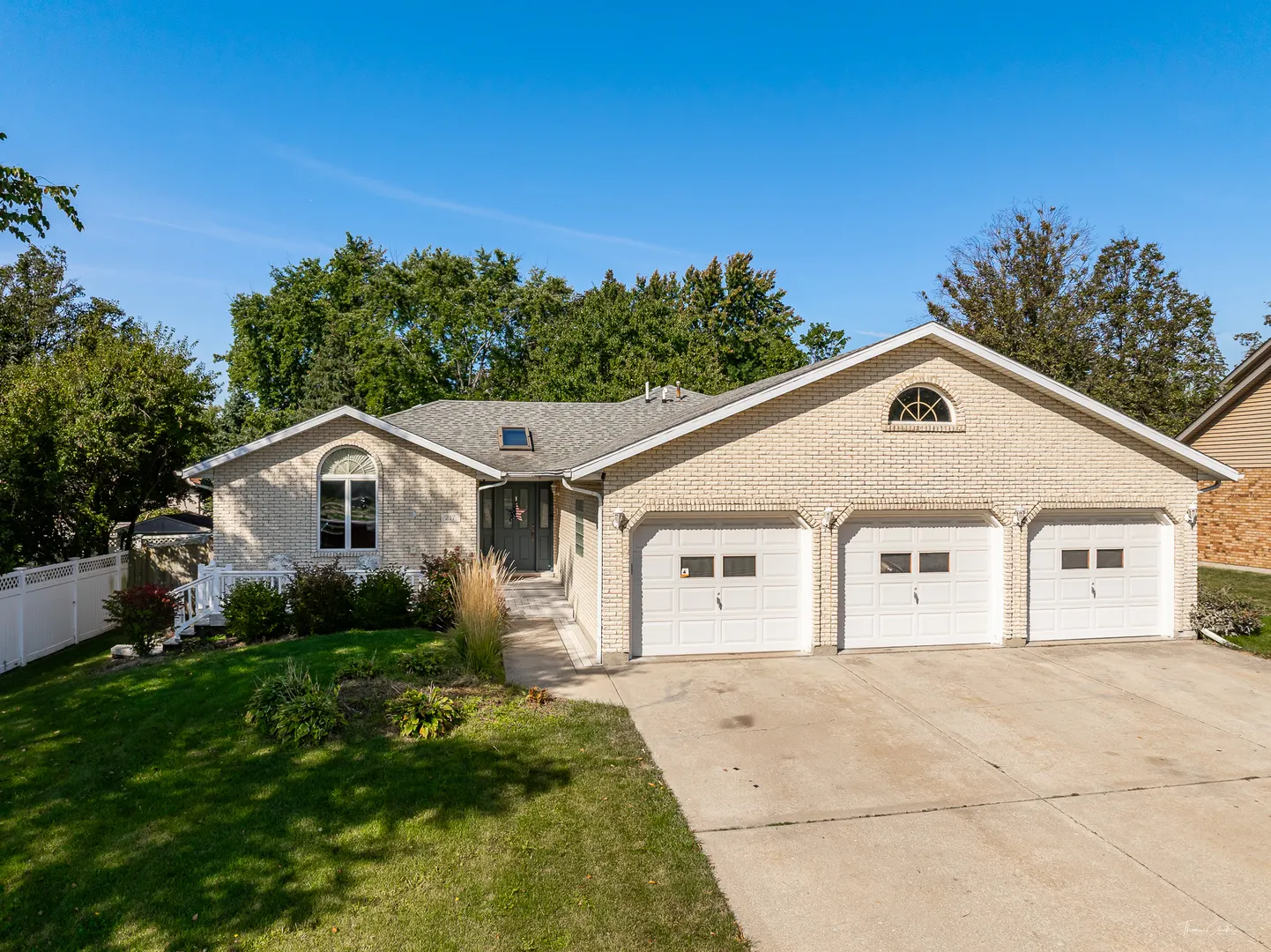 217 Aspen Drive IL