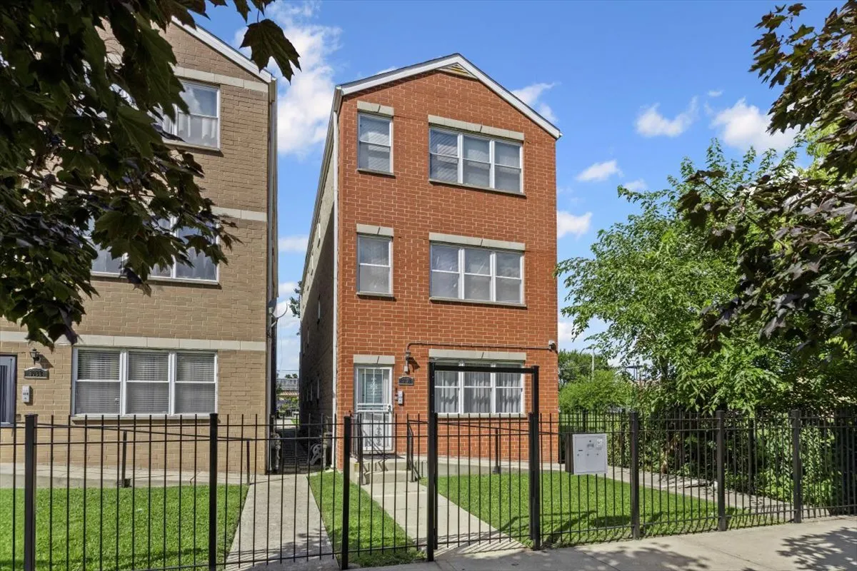 3022 W Washington Boulevard B IL