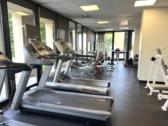 6700 S South Shore Drive 24C IL
