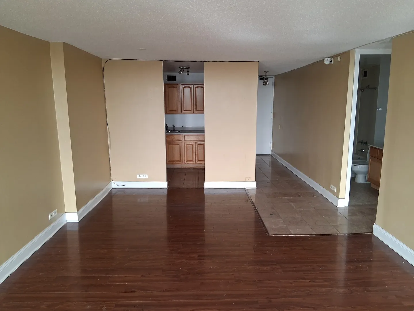 6700 S South Shore Drive 24C IL