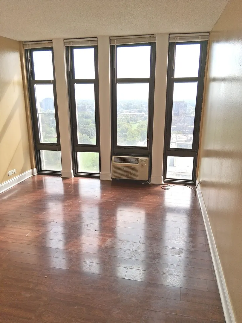 6700 S South Shore Drive 24C IL