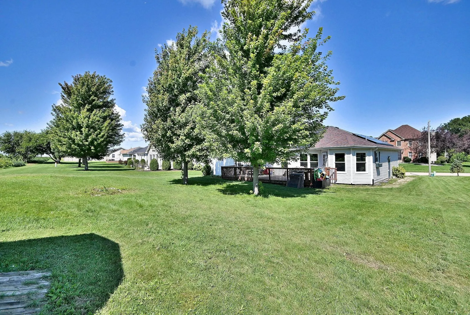 506 E Rennesoy Drive IL