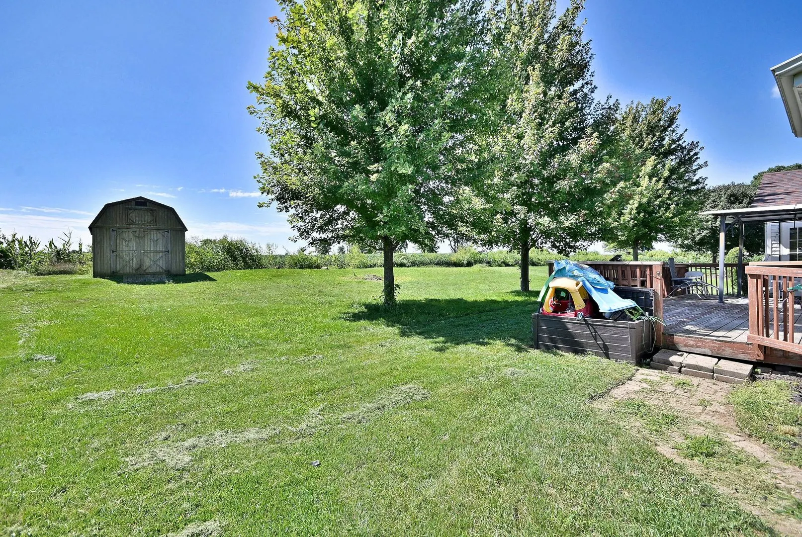 506 E Rennesoy Drive IL