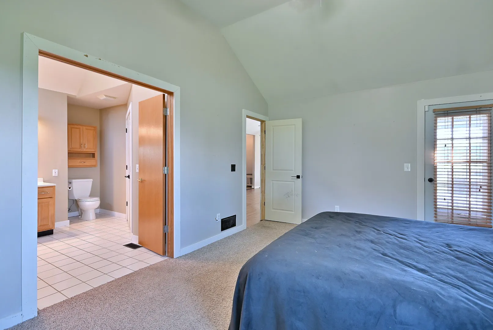 506 E Rennesoy Drive IL