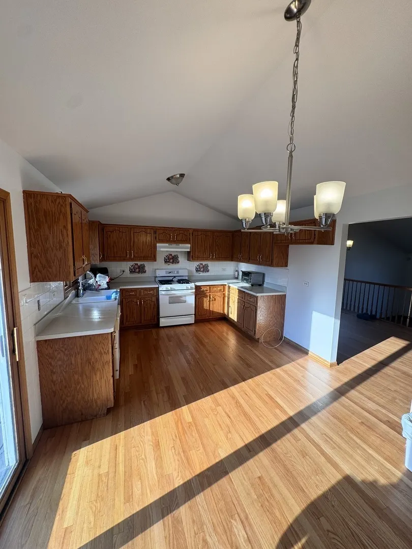 346 Wild Rose Lane IL