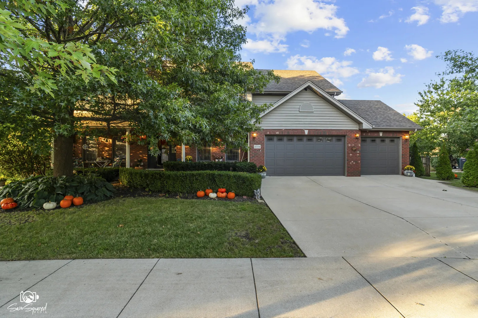 8304 Queen Victoria Lane IL