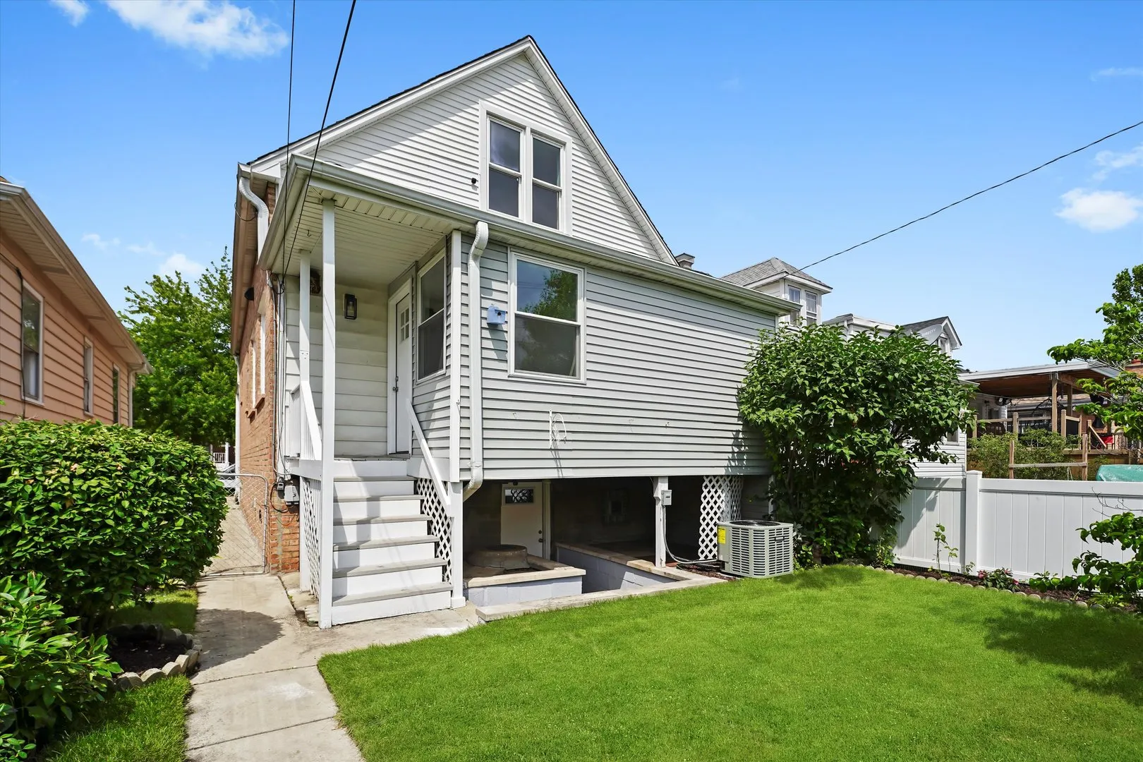 4119 N Meade Avenue IL