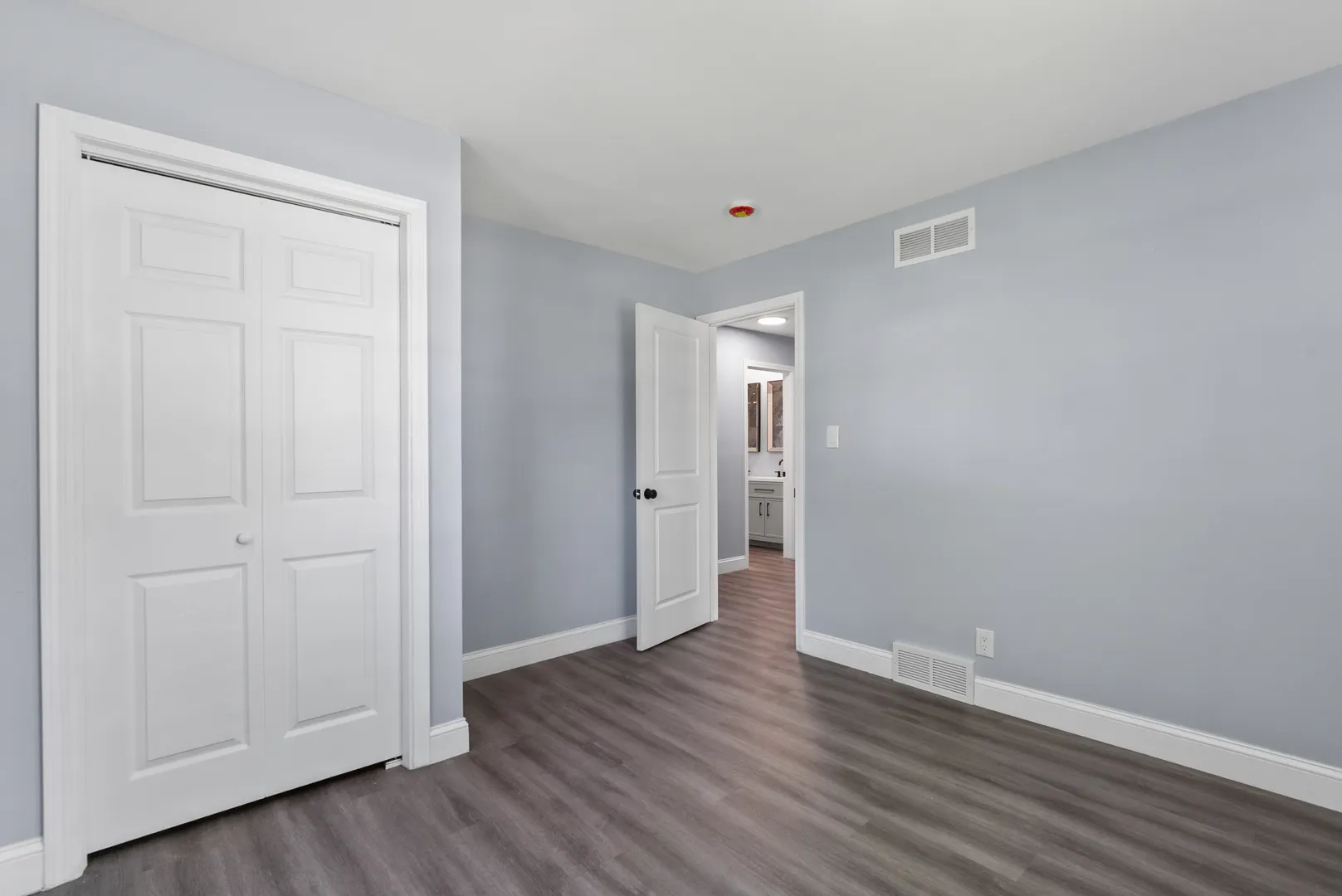 424 N 11th Street IL