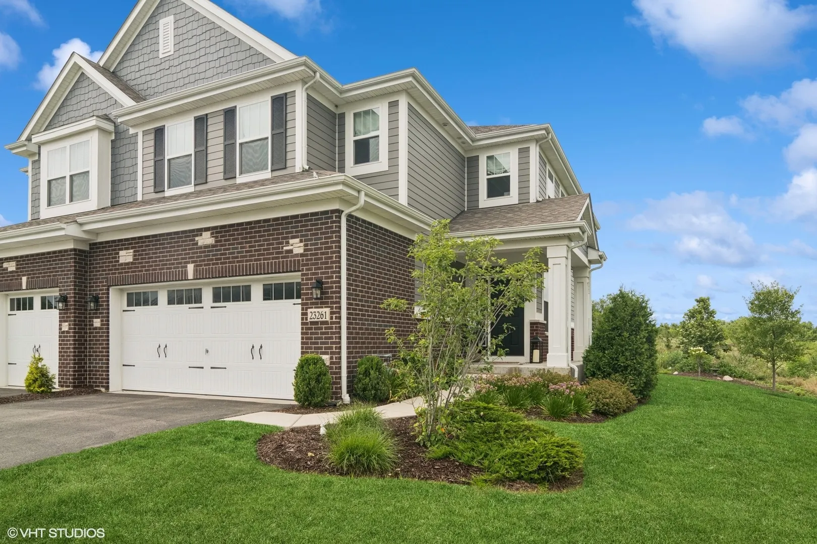 23261 N Pinehurst Drive IL