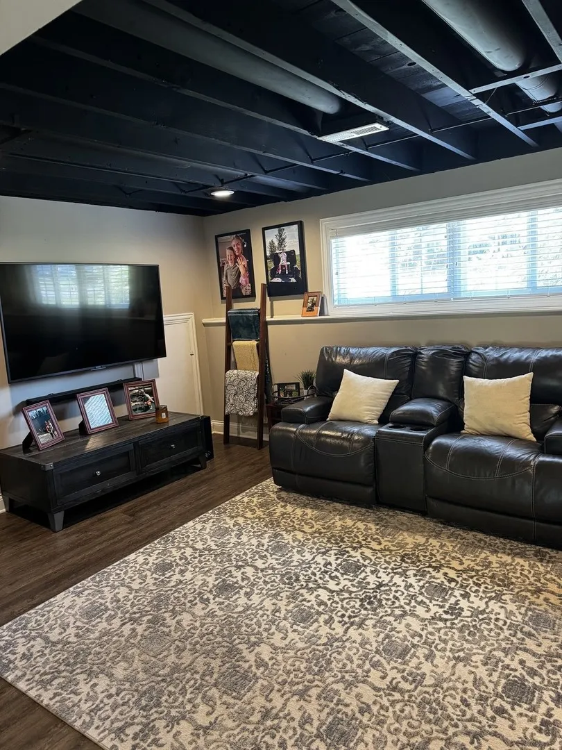 235 Roberts Road IL
