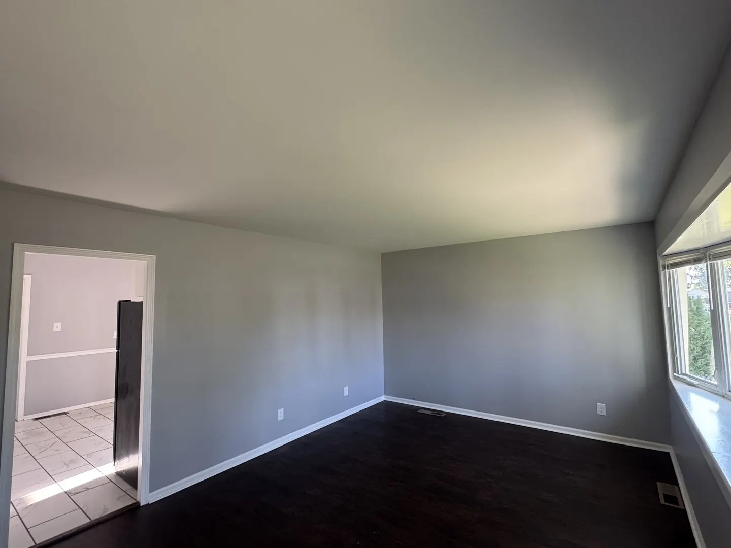 105 S Floyd Lane IL
