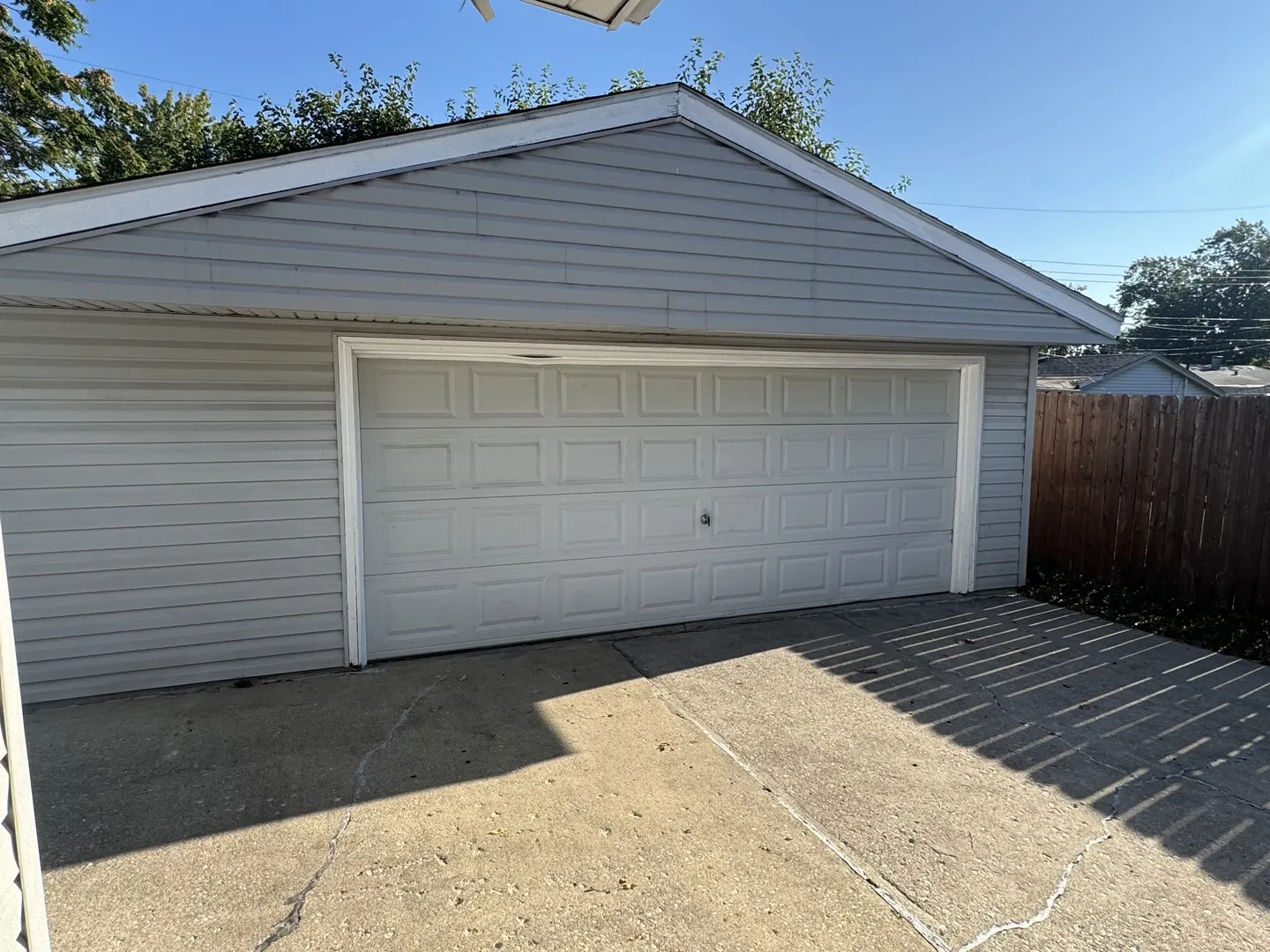 105 S Floyd Lane IL