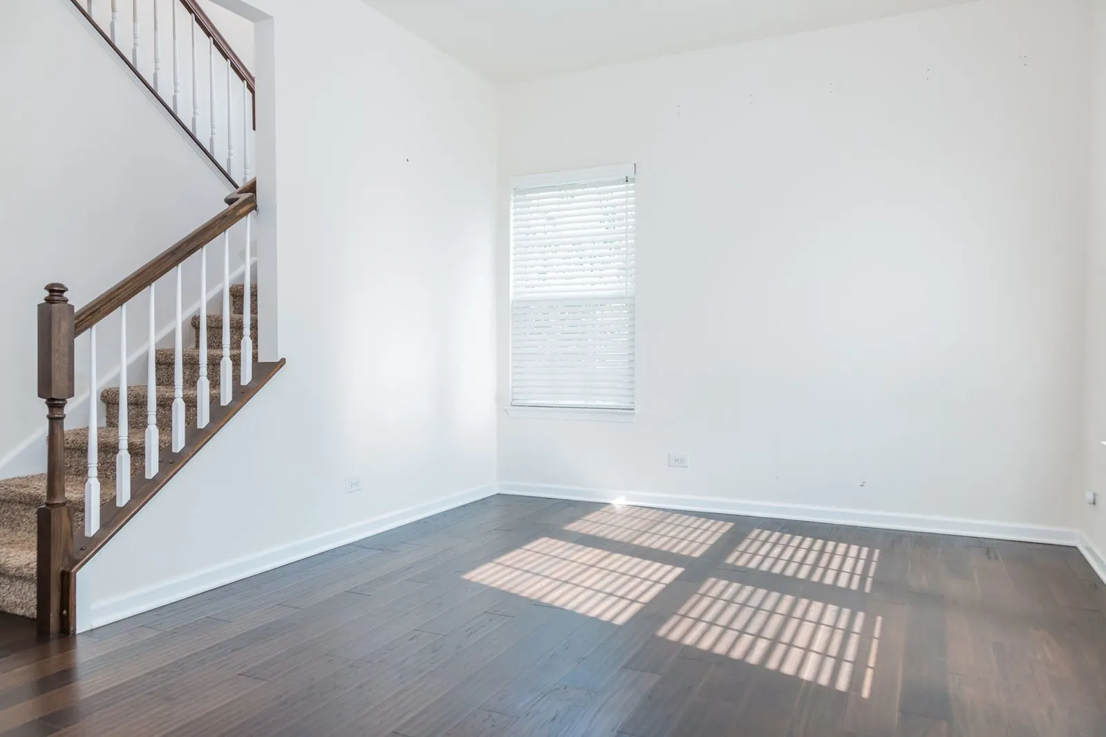 942 Sunburst Lane IL