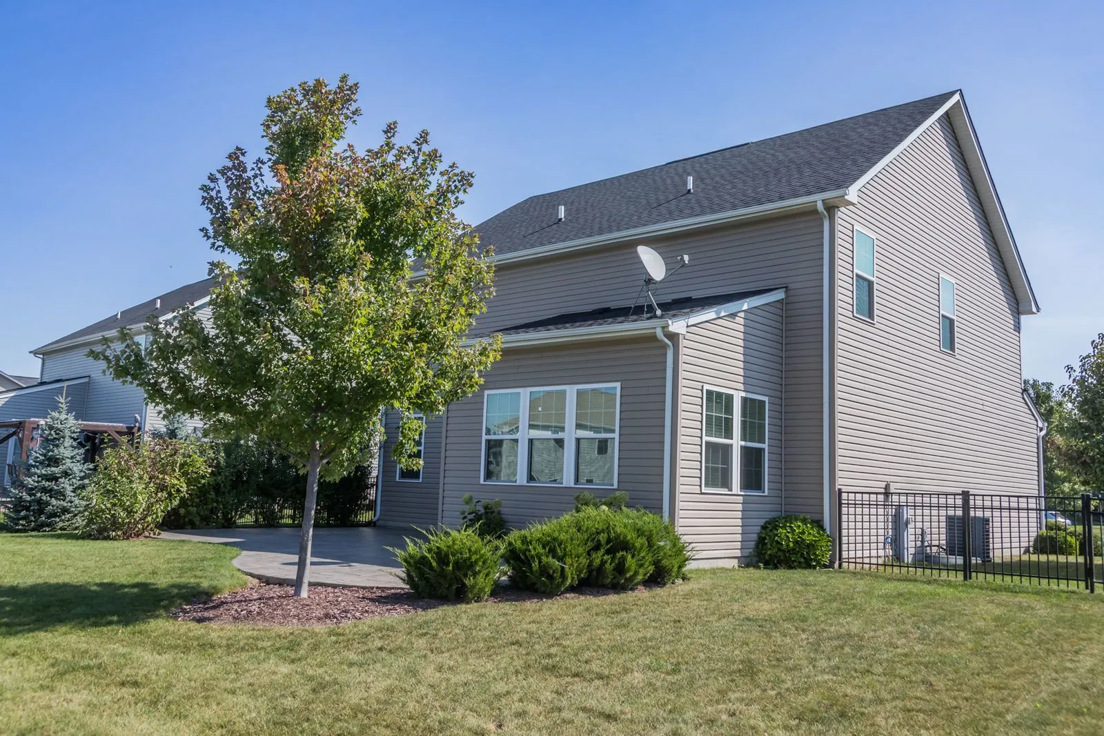 942 Sunburst Lane IL
