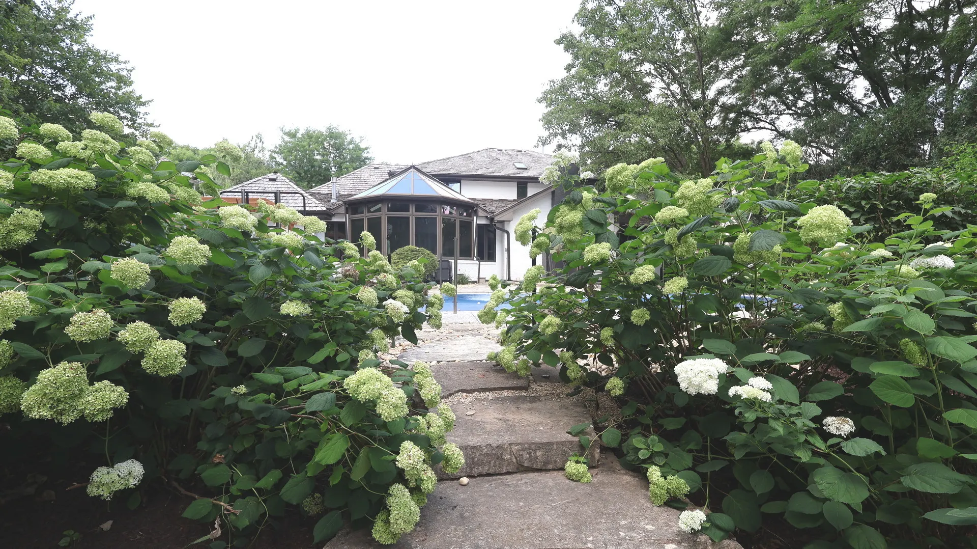 2221 Donegal Drive IL