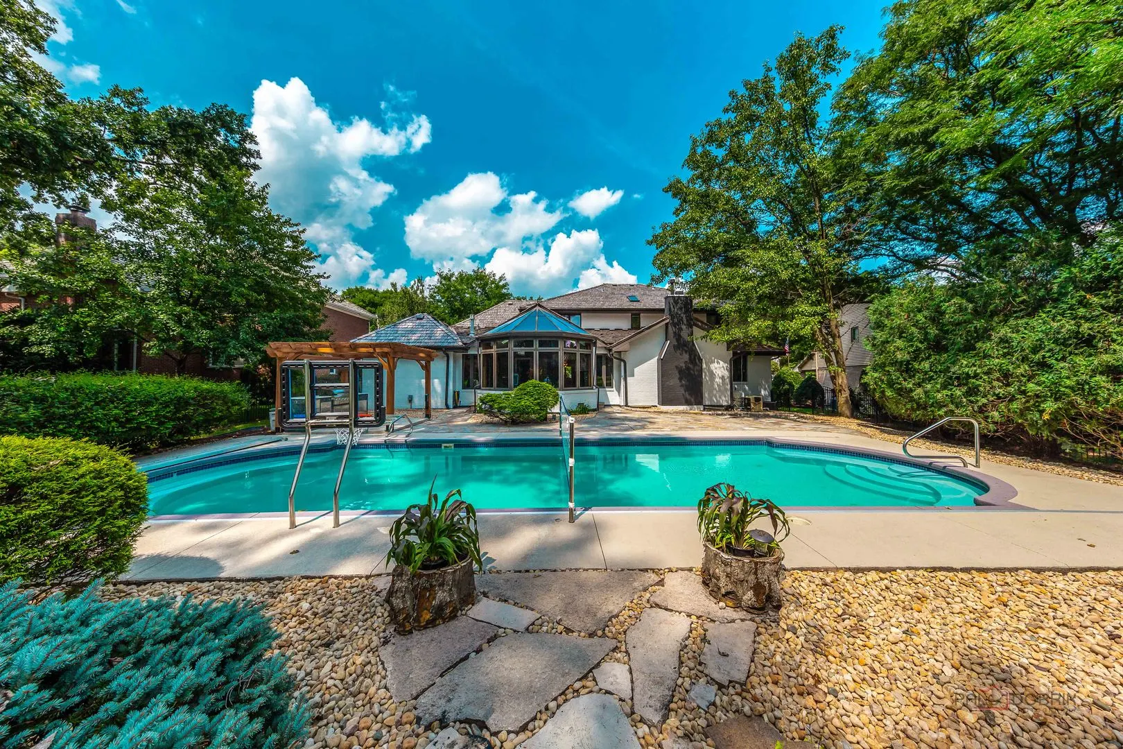 2221 Donegal Drive IL