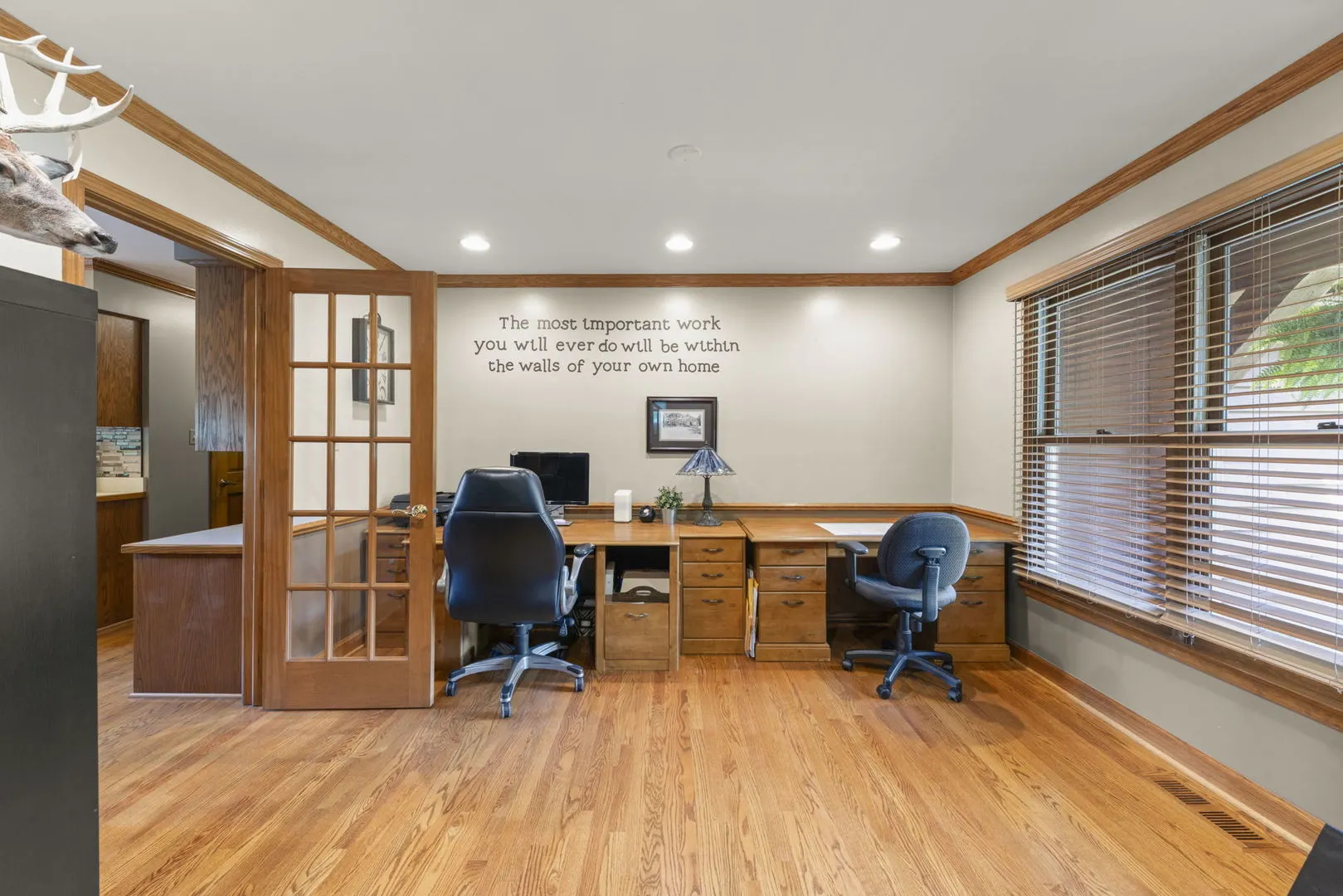 28W041 Greenview Avenue IL