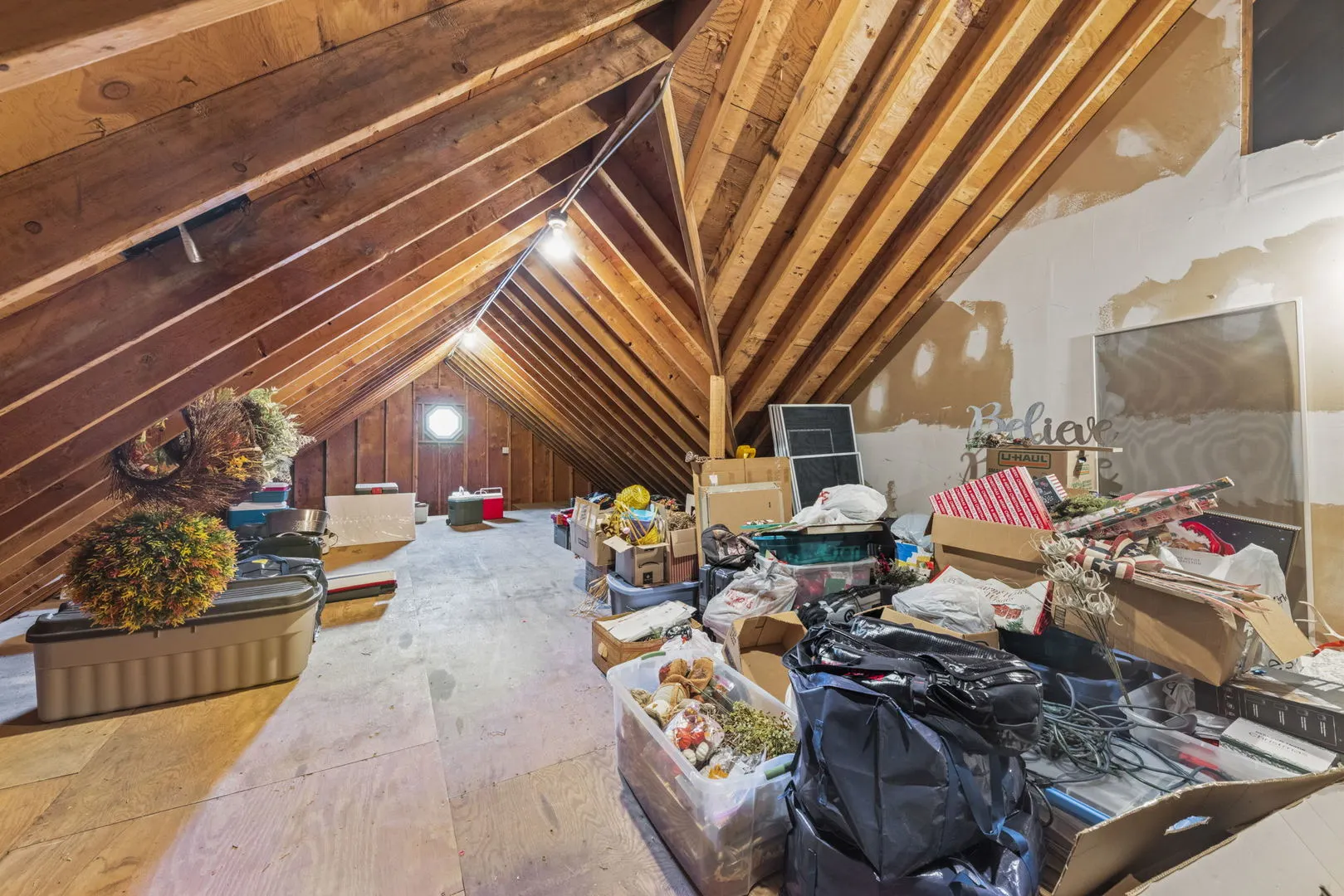 28W041 Greenview Avenue IL