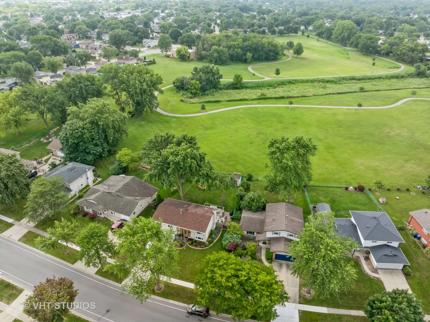 1027 Duxbury Lane IL