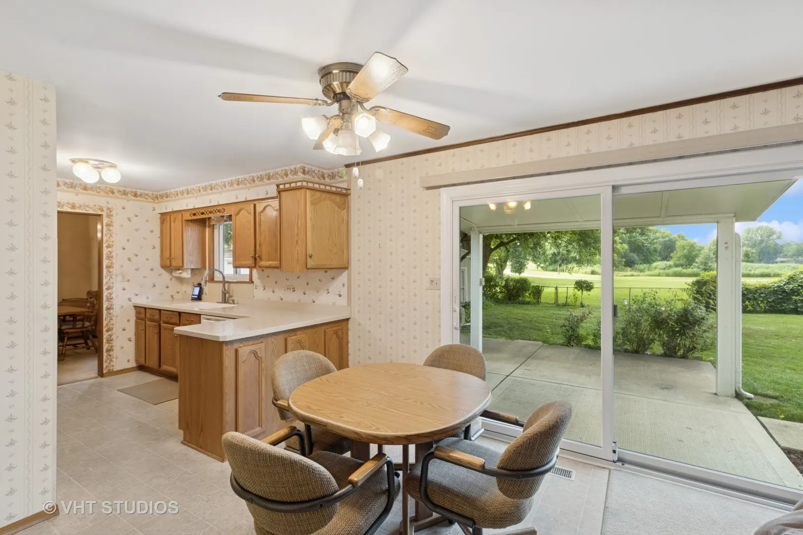 1027 Duxbury Lane IL