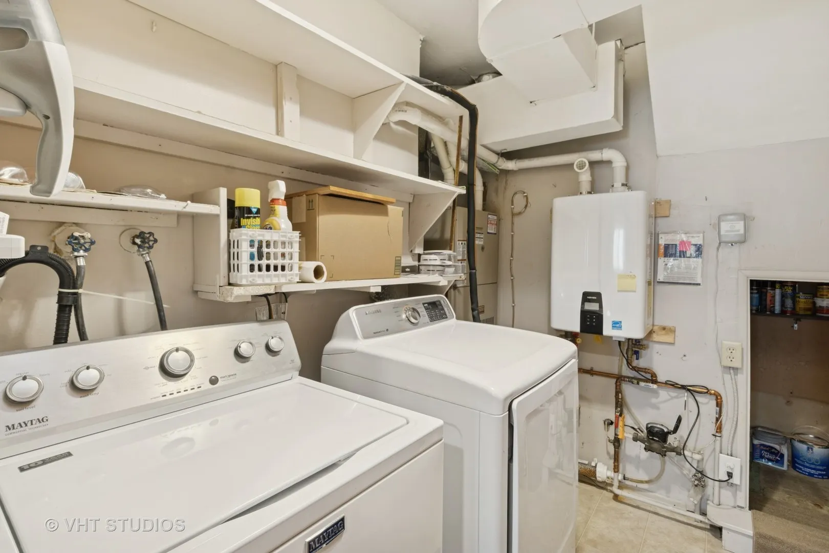 1027 Duxbury Lane IL