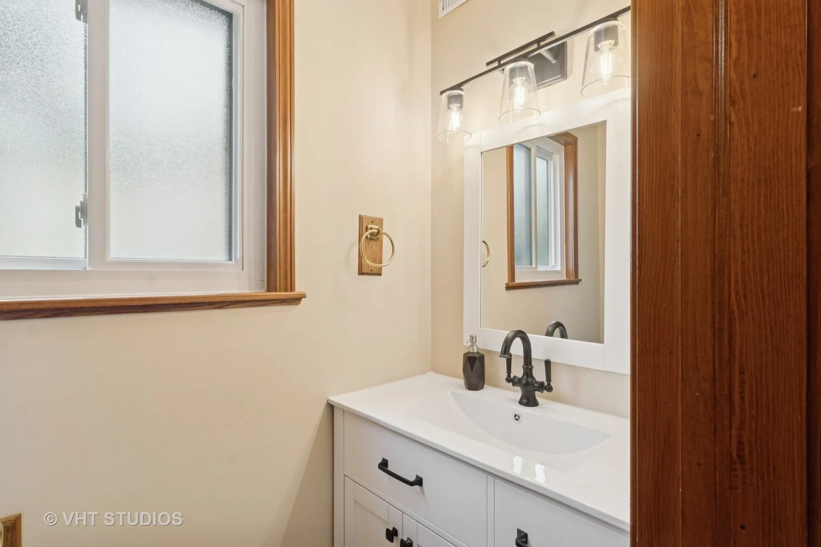 1027 Duxbury Lane IL