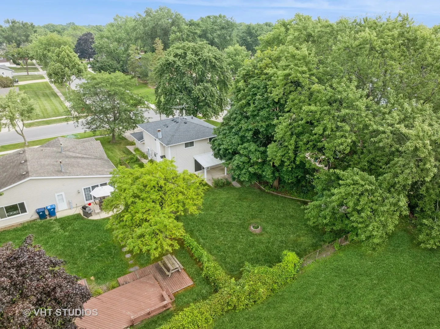 1027 Duxbury Lane IL