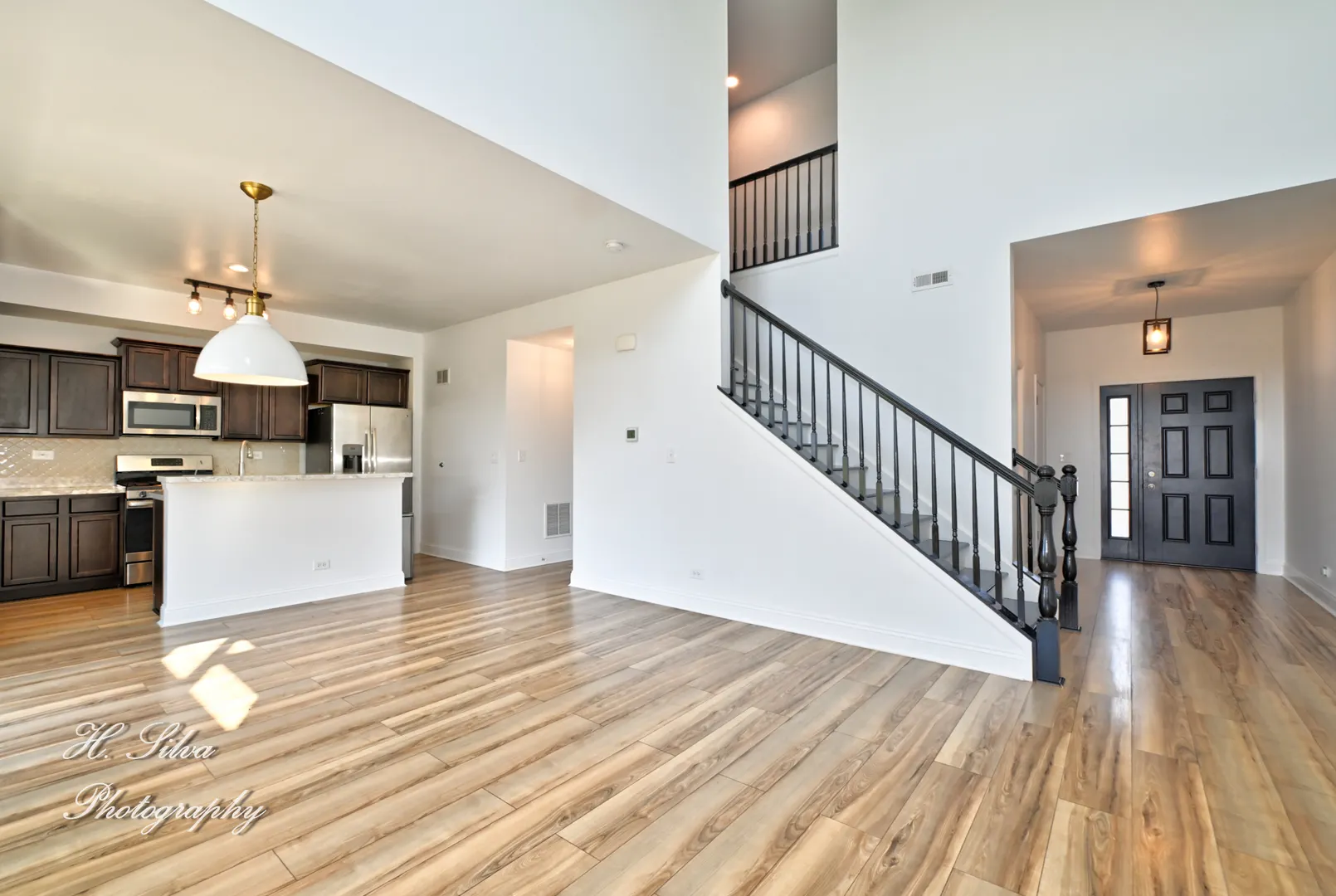 703 Anchorage Court IL