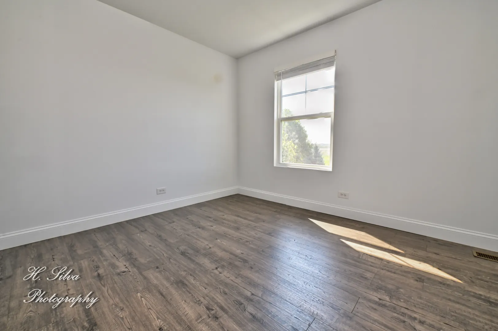 703 Anchorage Court IL
