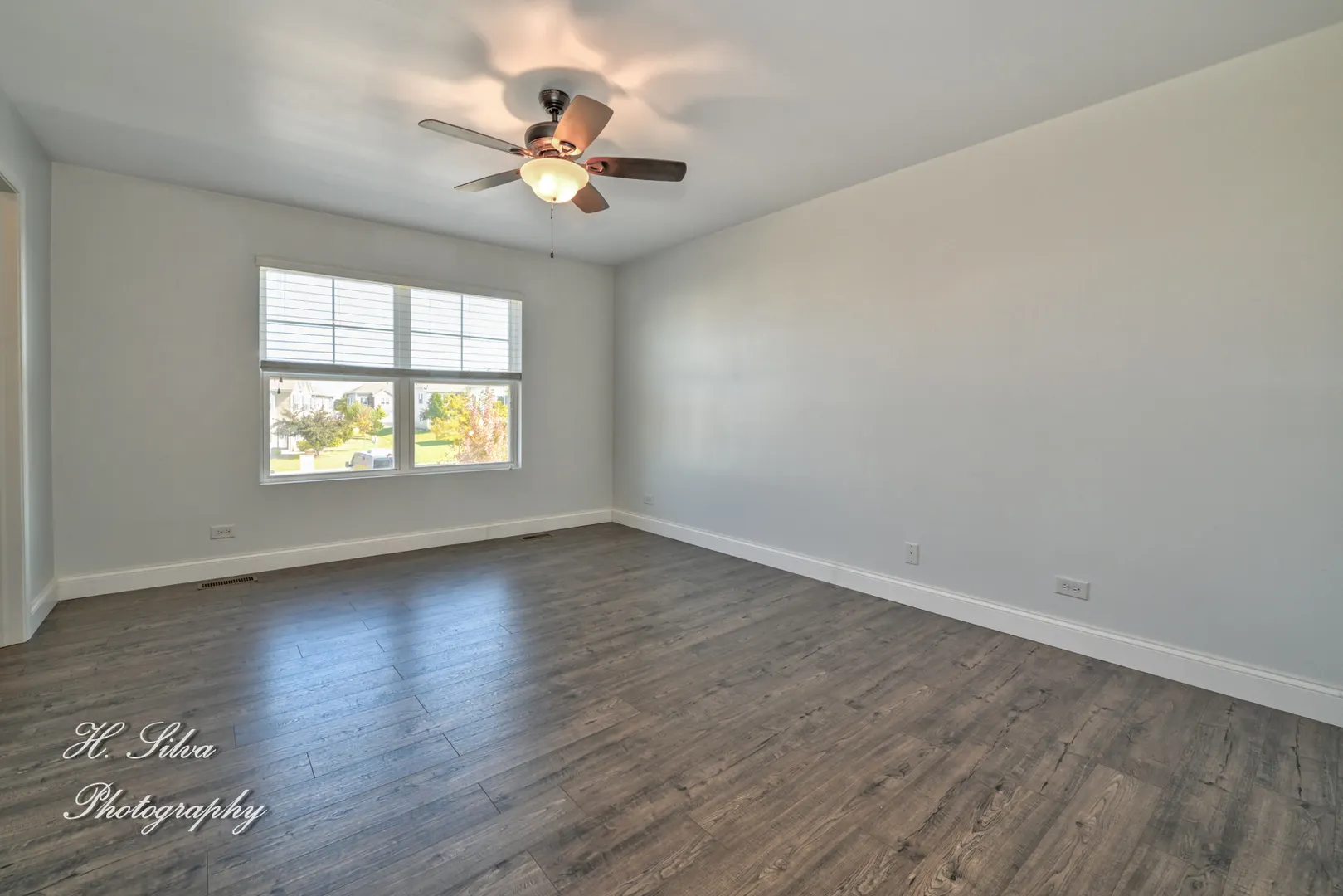 703 Anchorage Court IL
