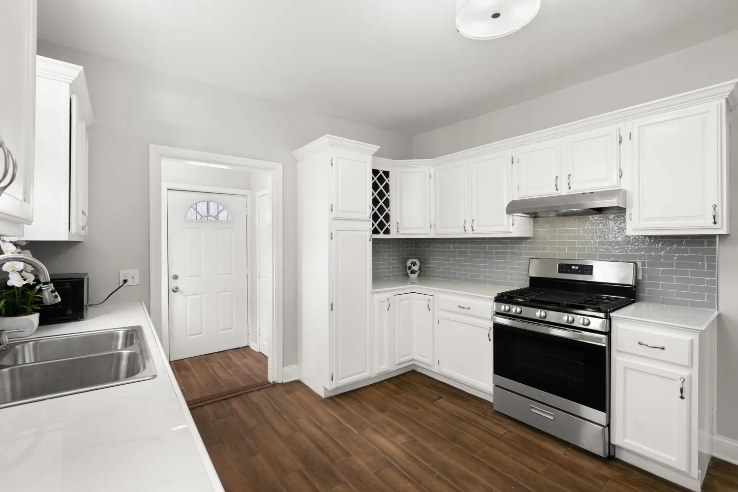 816 18th Street IL