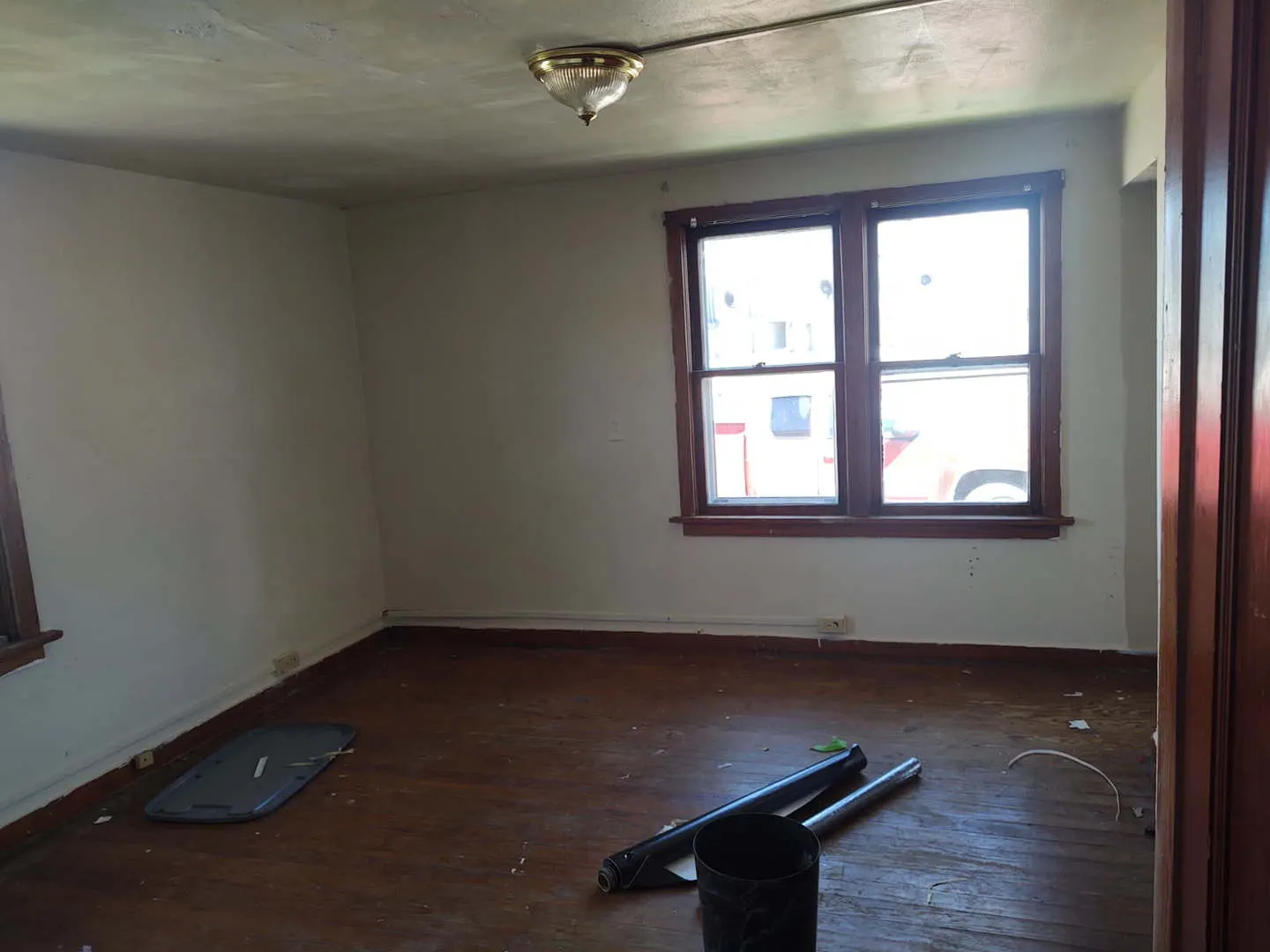 213 N Van Buren Street IL