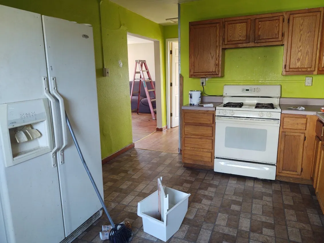 213 N Van Buren Street IL