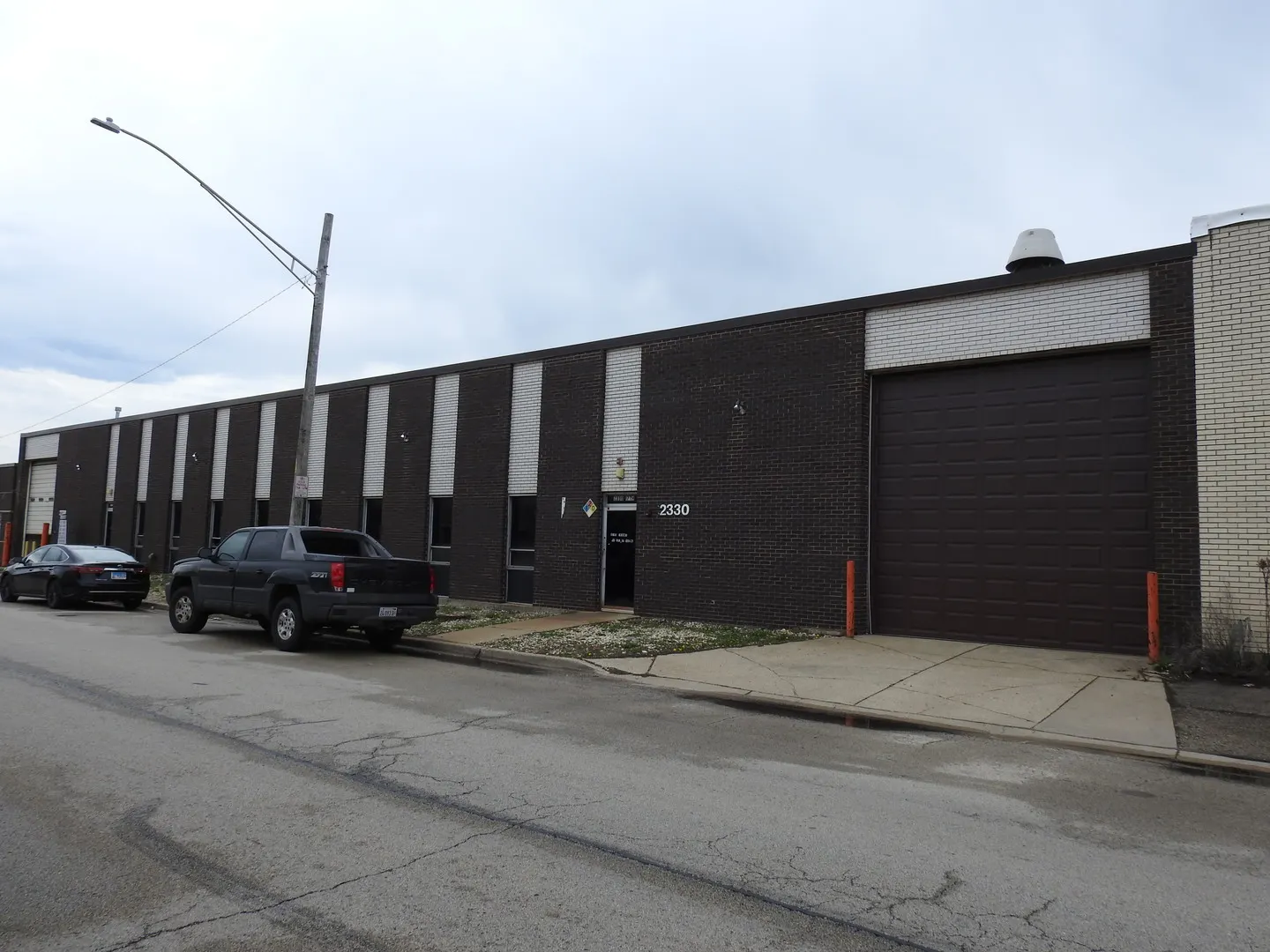 2330 17th Street IL