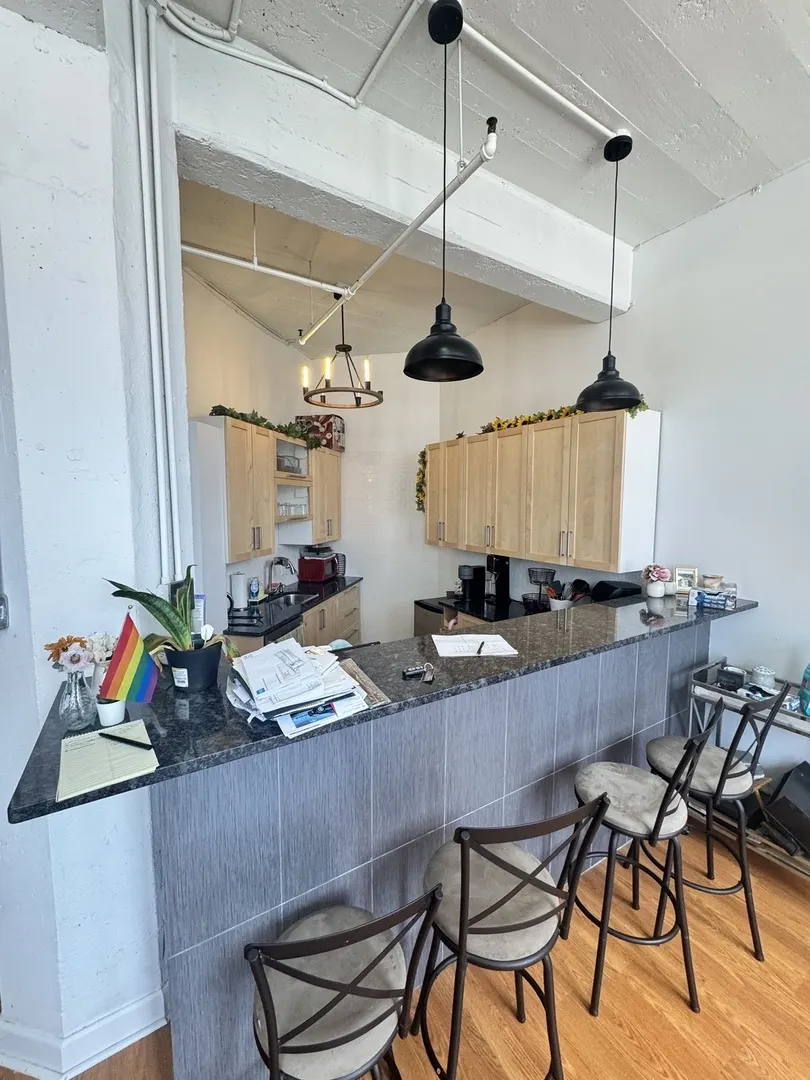 124 W Polk Street 605 IL