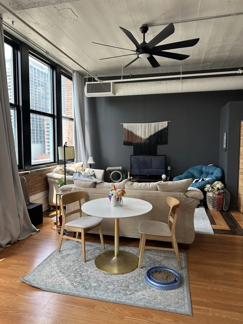 124 W Polk Street 605 IL