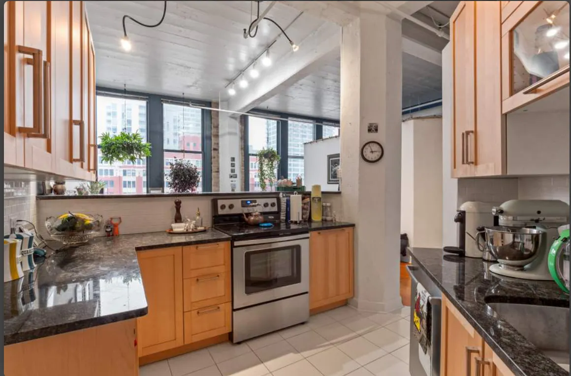 124 W Polk Street 605 IL