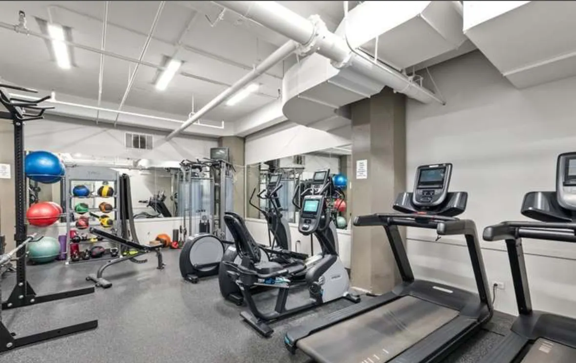 124 W Polk Street 605 IL