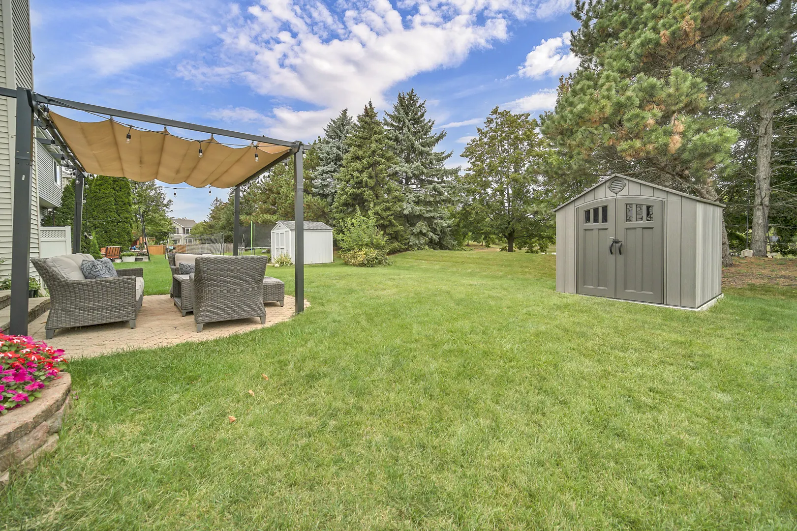 898 Lakestone Lane IL