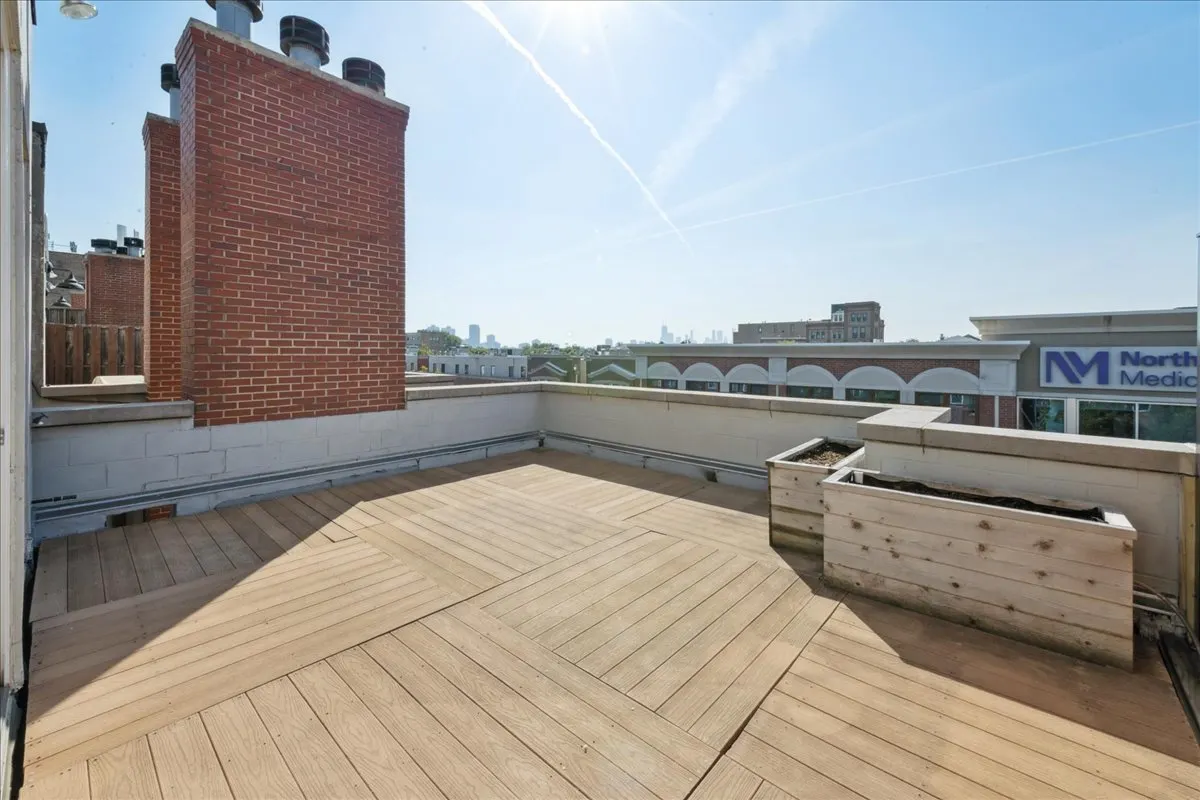 1326 W Belmont Avenue 3E IL