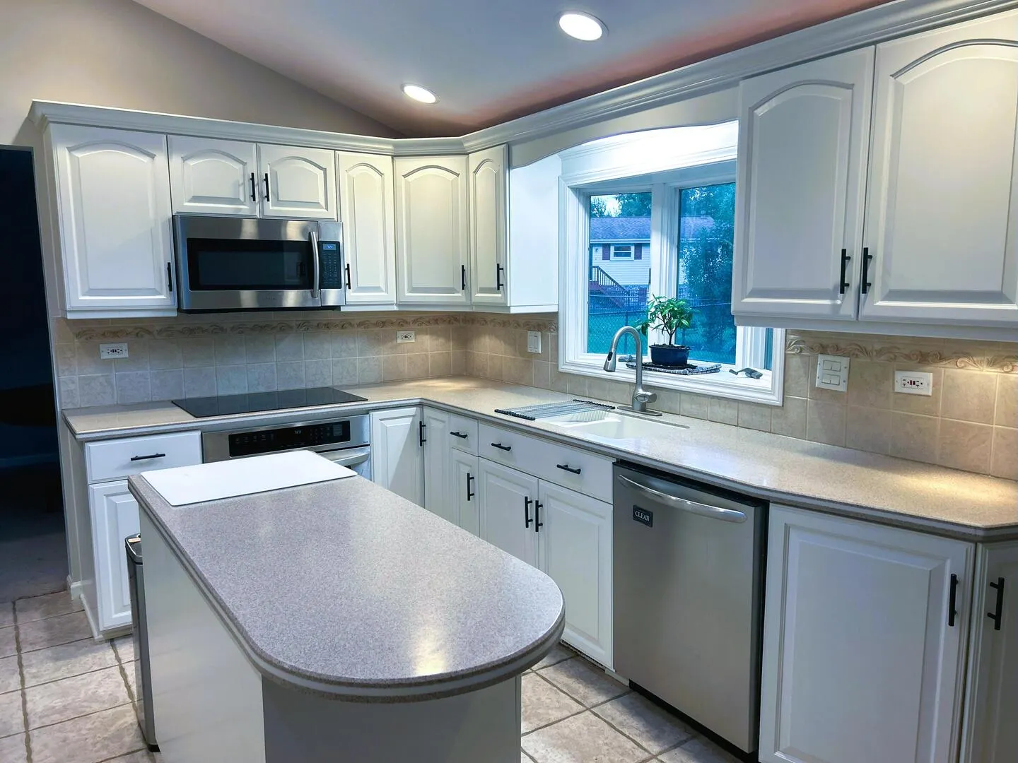 831 Pinehurst Lane IL