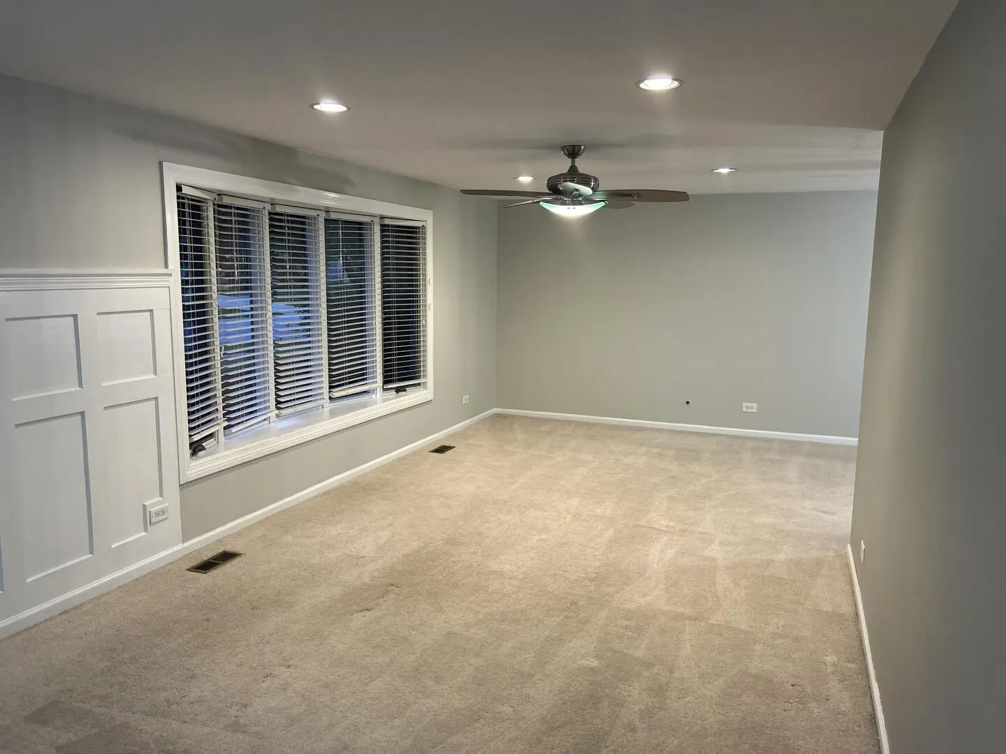 831 Pinehurst Lane IL