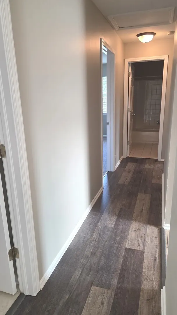 67 Beechmont Court W2 IL