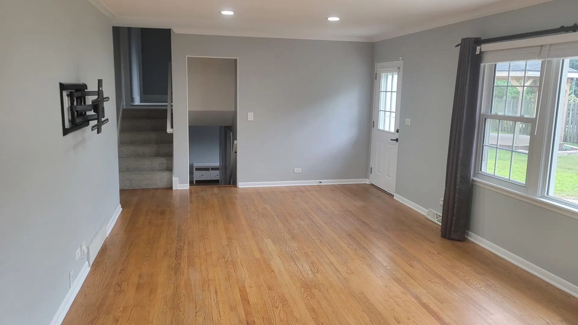 308 Tamarack Avenue IL