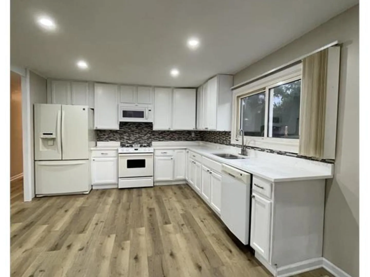 420 Garland Avenue IL