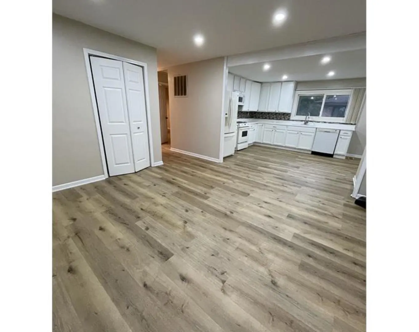 420 Garland Avenue IL