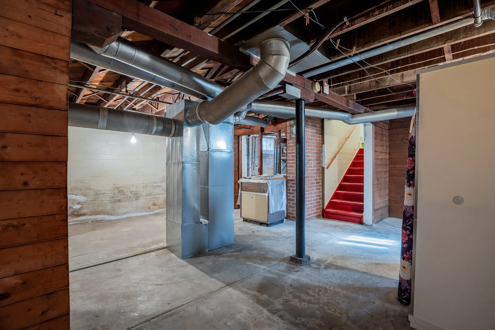215 W Washington Street IL