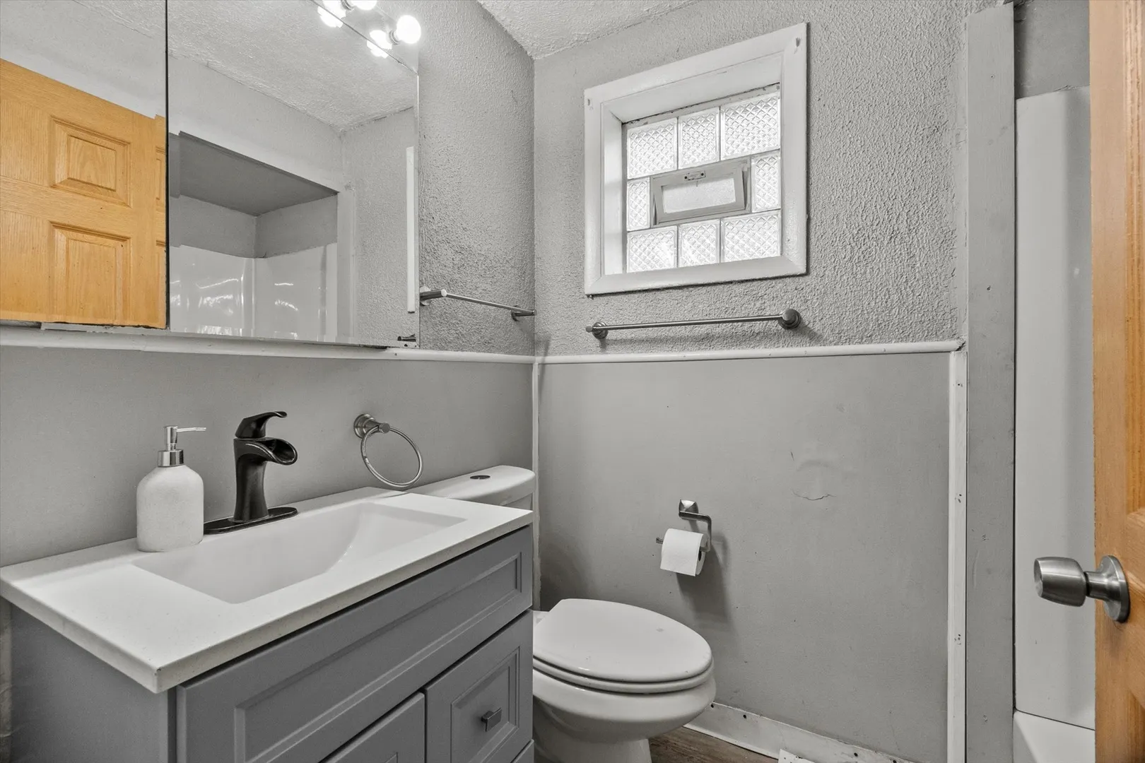 11417 S Church Street IL