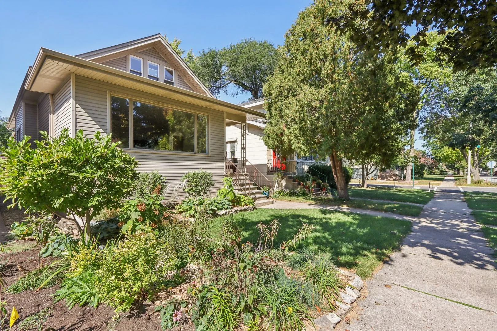 1103 S Clinton Avenue IL