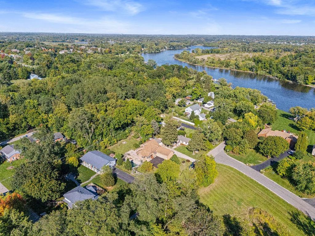 28740 W Bloners Drive IL